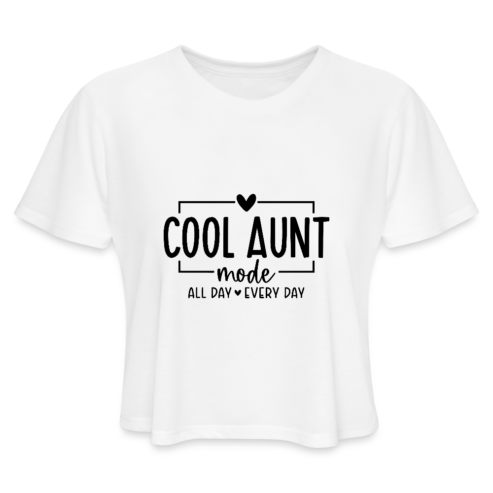 Cool Aunt Mode Women's Cropped T-Shirt - white
