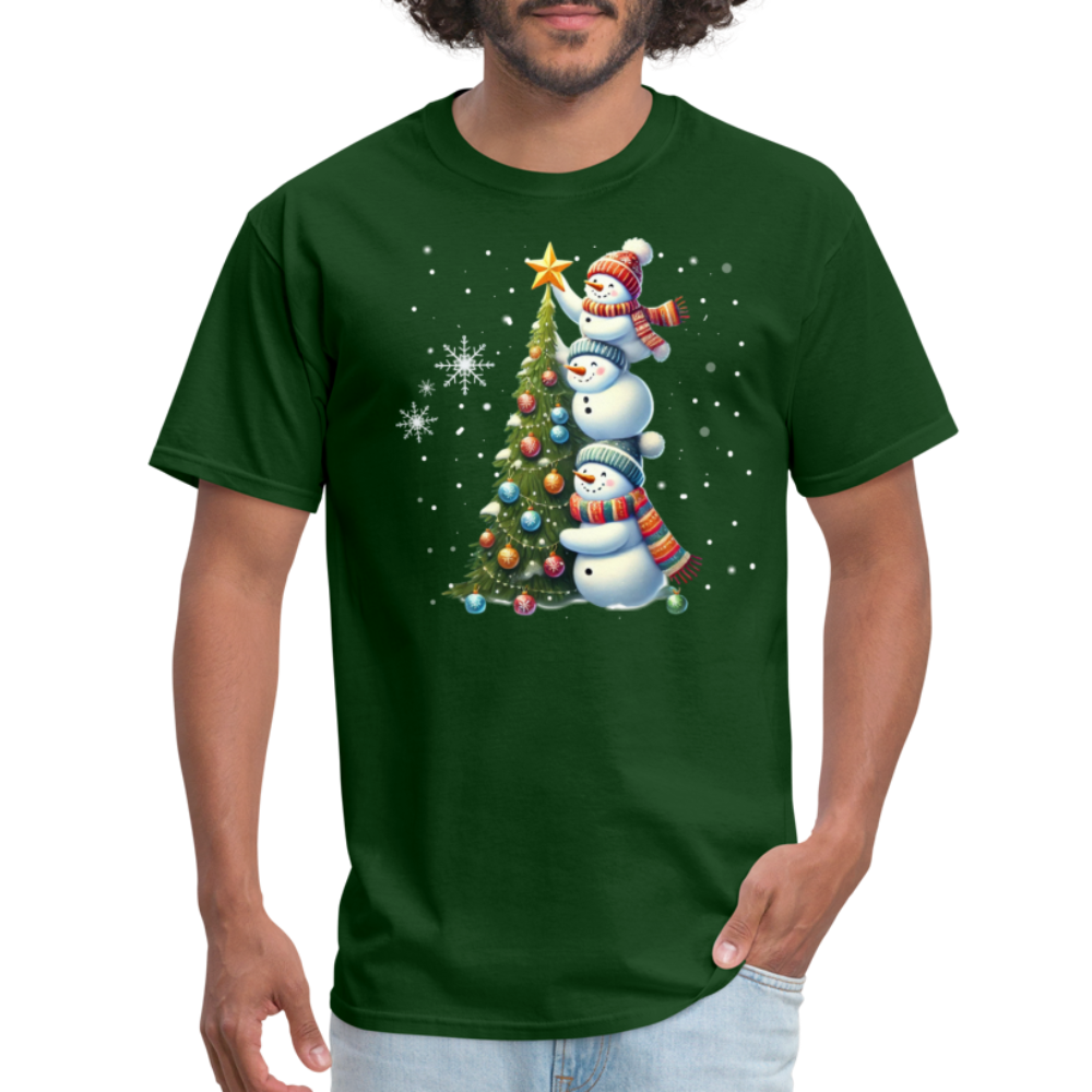 Cute Snowman Decorating Christmas Tree T-Shirt - forest green