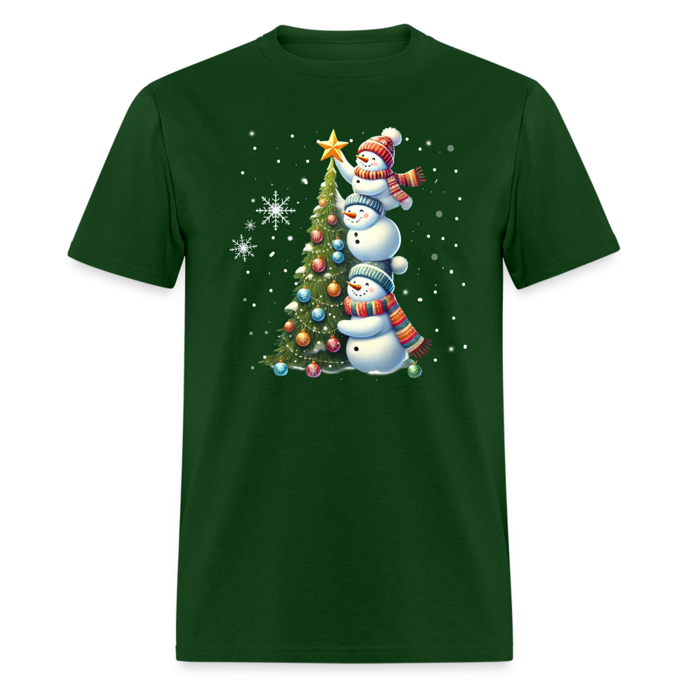 Cute Snowman Decorating Christmas Tree T-Shirt - forest green