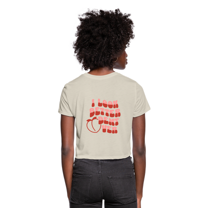 I Look Better Bent Over Women's Cropped T-Shirt - dust
