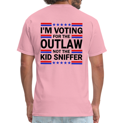 I'm Voting for the OutLaw not the Kid Sniffer (Trump) T-Shirt - pink